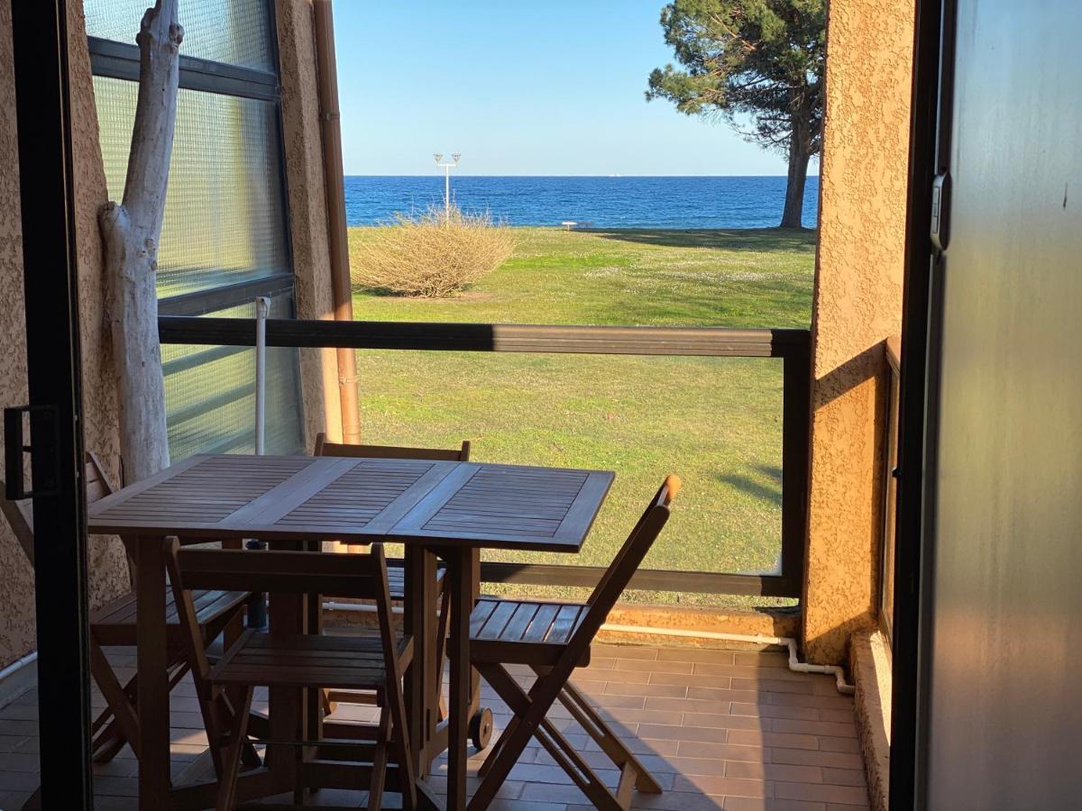 Residence Santa Lucia, Studio Avec Piscine , Vue Mer Et Pied Dans L'Eau , Moriani-Plage Екстериор снимка
